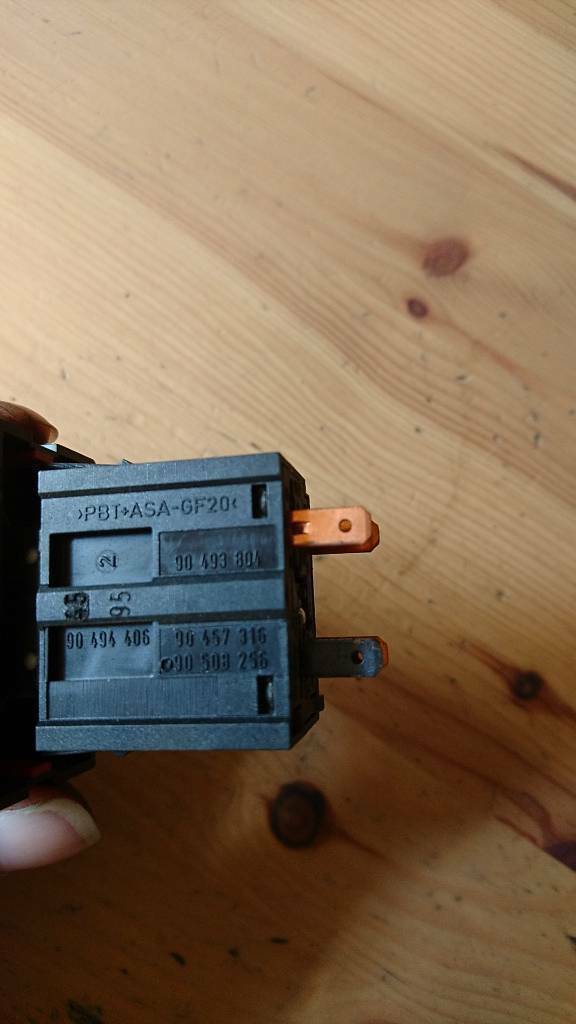 Vectra B Warnlicht Schalter Warnblinker neu original GM