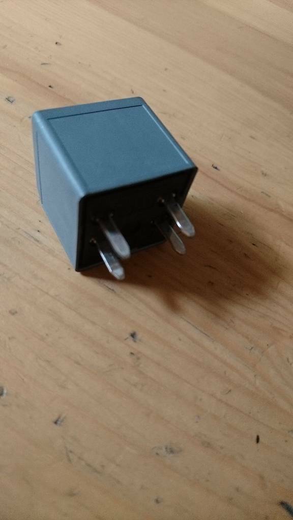 Opel GT Sintra Relais Kühlergebläse neu original GM