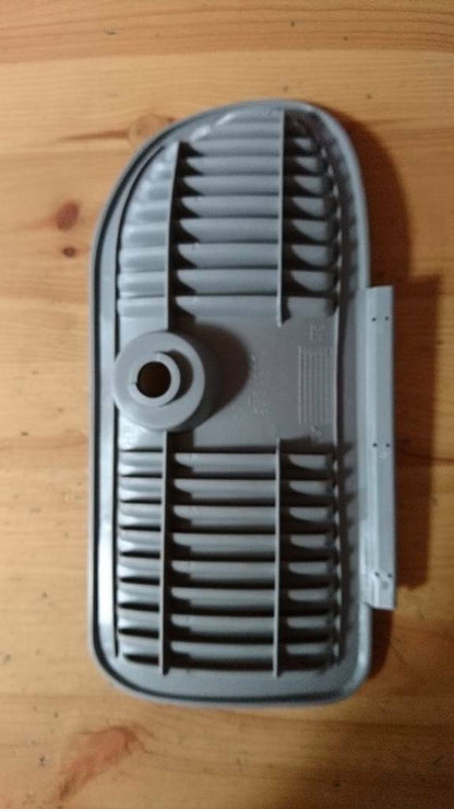 Opel Omega B Abdeckung Heckleuchte rechts neu original GM