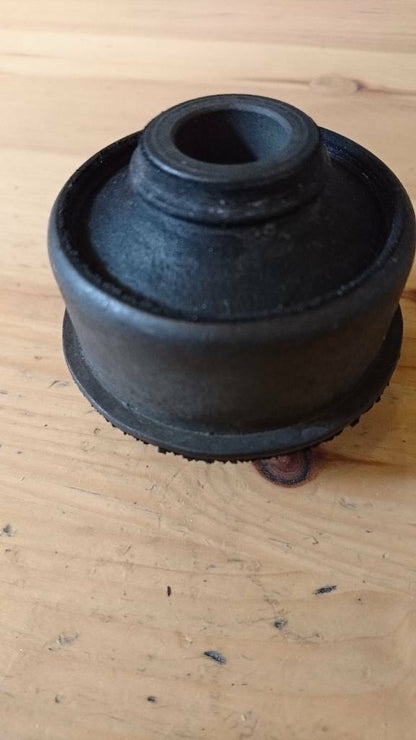 Astra F Vectra A Calibra Dämpfungsbuchse Vorderachse neu GM