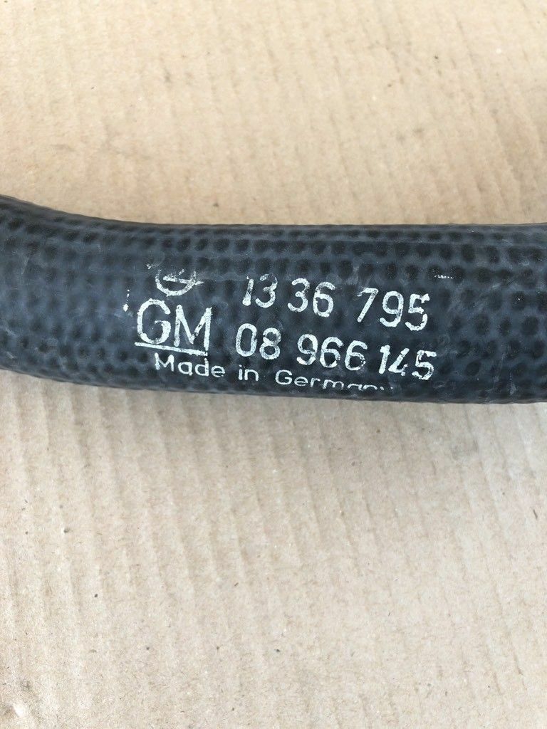 Original GM Opel Rekord D Kühlerschlauch oben *NEU*