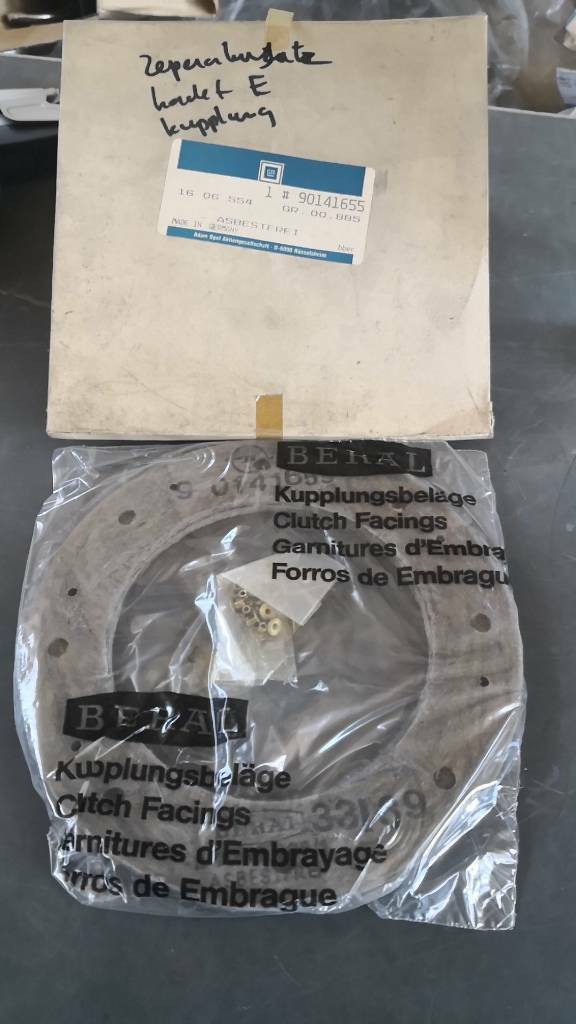 Opel Kadett E Kupplungsbeläge Neu Original GM