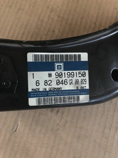 Original GM Opel Kadett E Halter Motoraufhängung hinten *NEU*