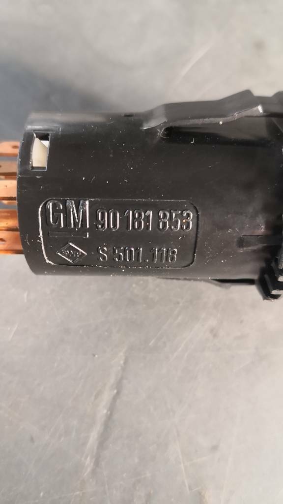 Opel Kadett E Warnblinkschalter neu original GM