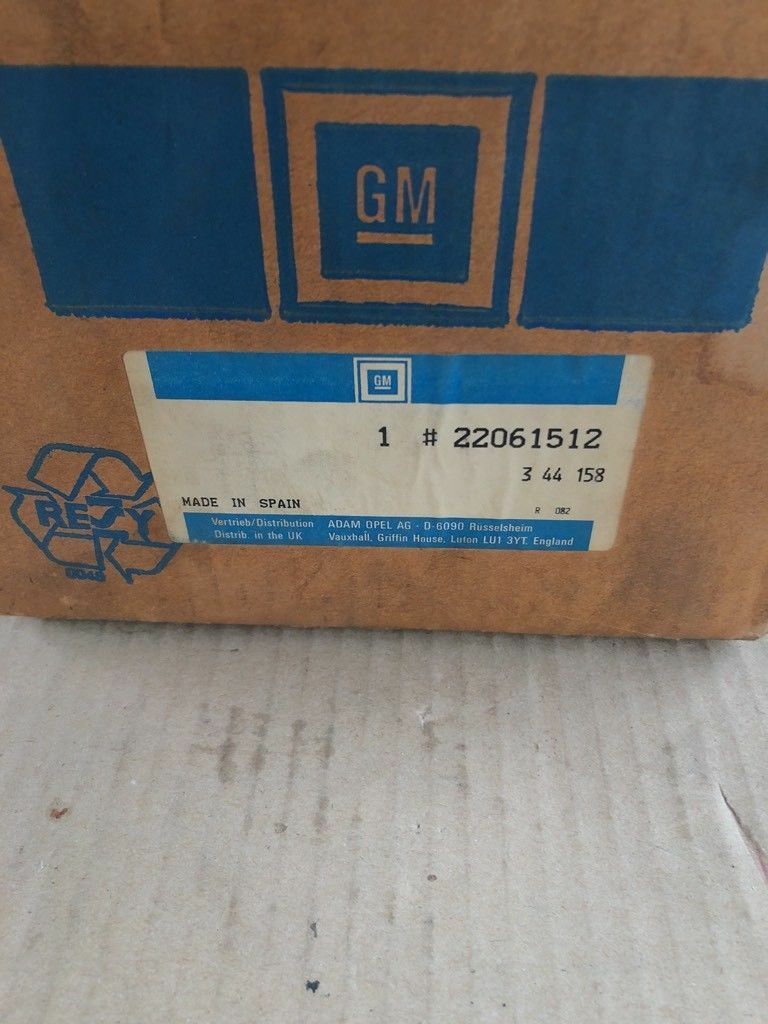 Original GM Opel Senator A Stoßdämpfer *NEU*
