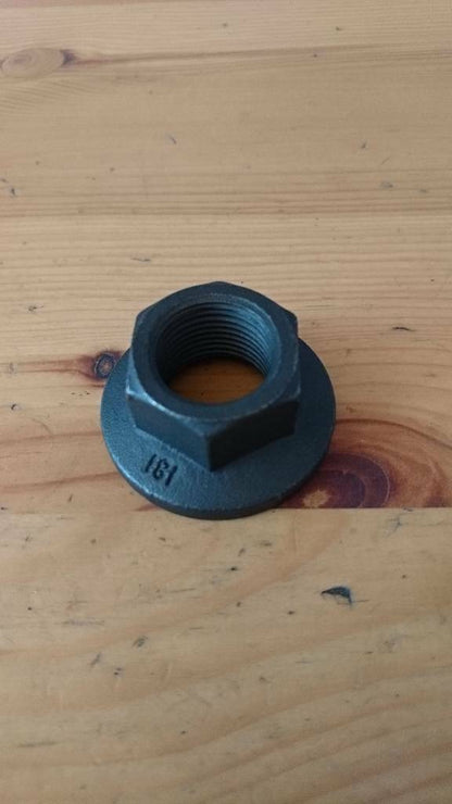 Corsa C Tigra B Mutter M20 Radnabe hinten neu original GM