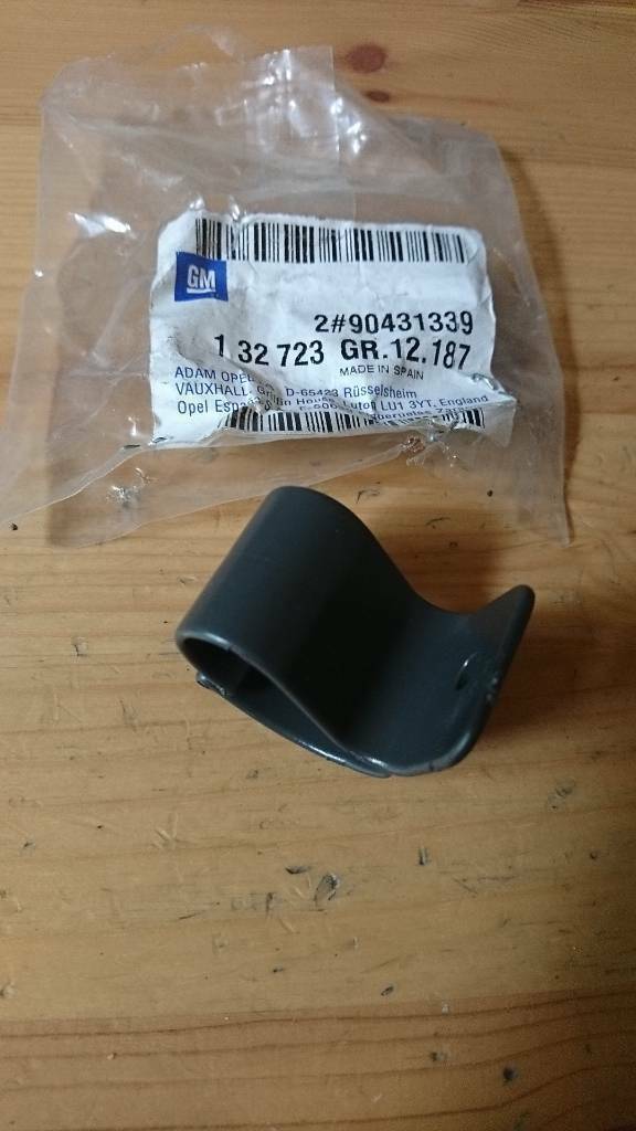 Corsa B Tigra A Stütze Abdeckung Kofferraum neu original GM