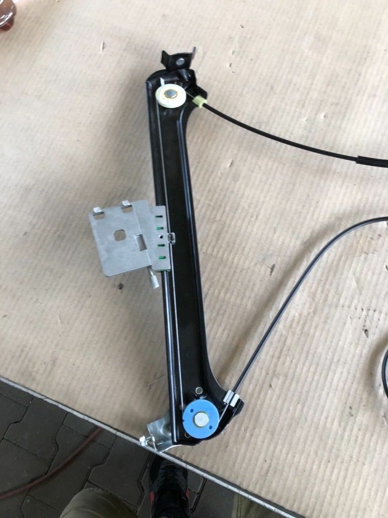 Opel Astra H Fensterheber links vorne neu original GM