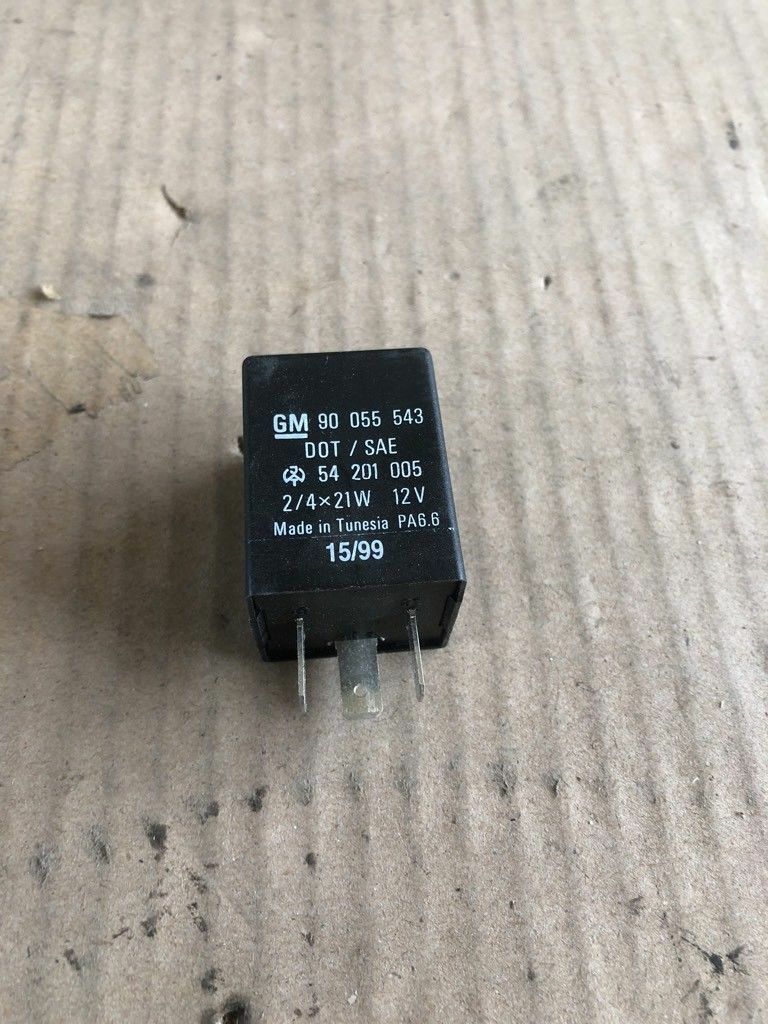 Opel Omega A Senator B Warnblinker Relais Neu Original GM