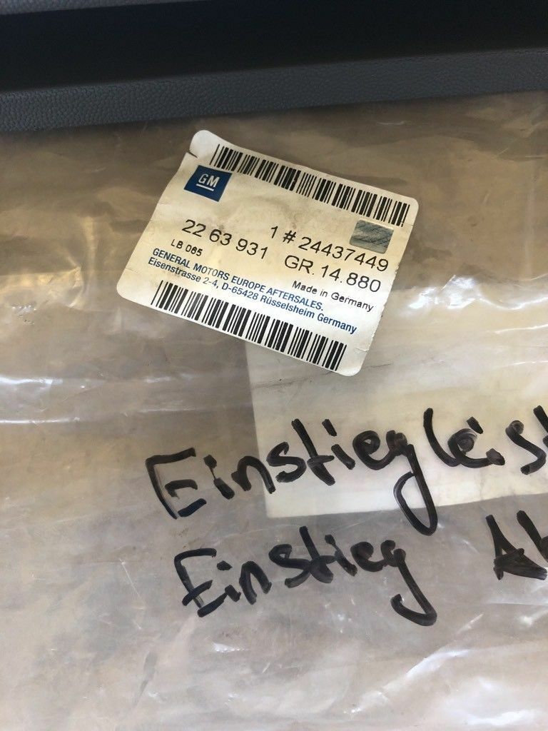 Original GM Opel Einstiegleiste Verkleidung Ablagefach Corsa C