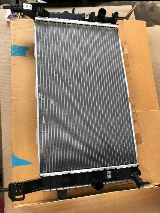 Original GM Opel Meriva A Y17DT Motorkühler NEU