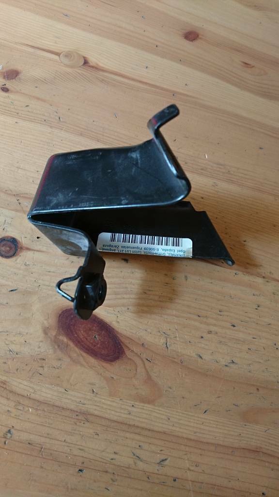 Corsa B Tigra A Stoßstangen Halter vorne links neu original GM