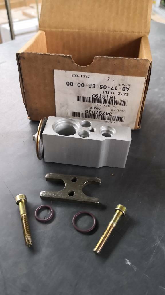 Opel Corsa C Tigra B Expansionventil neu original GM