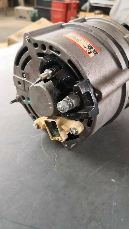 Opel Kadett E 1.8i Lichtmaschiene Neu Original EDR