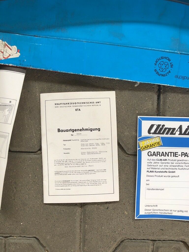 Mazda 323 Windabweiser Satz vorne Neu