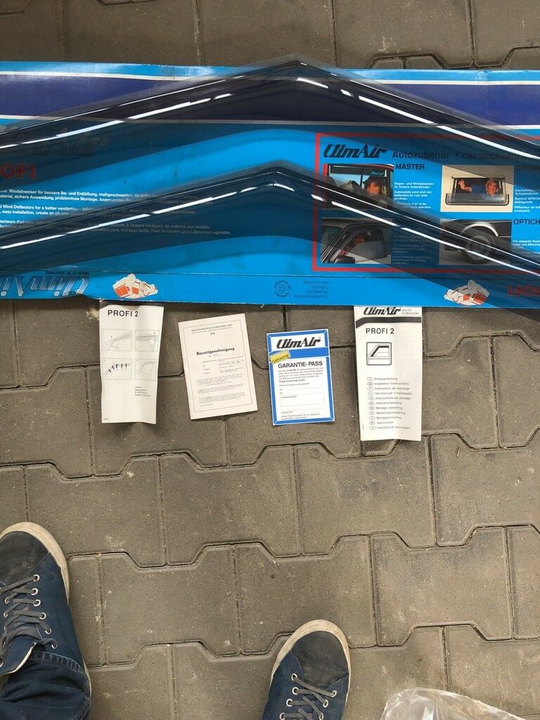 Mazda 323 Windabweiser Satz vorne Neu