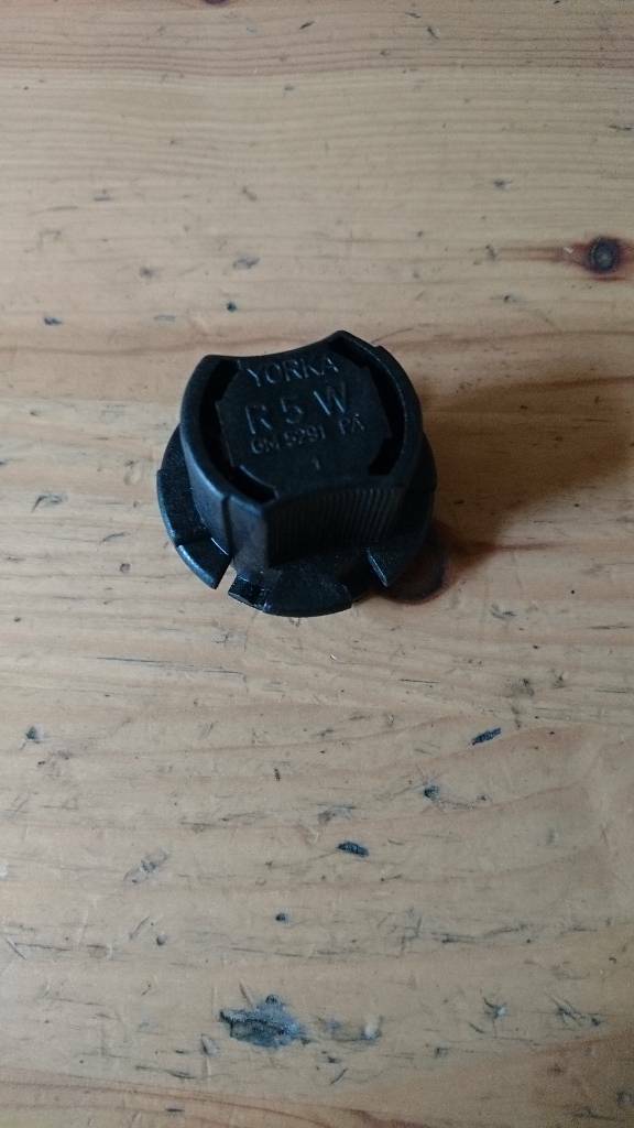 Calibra Lampenfassung 12V, 5W original GM Opel NEU