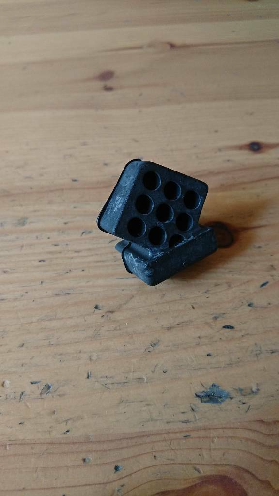 Astra G Zafira A Insignia Vectra B Puffer Kofferraum neu GM