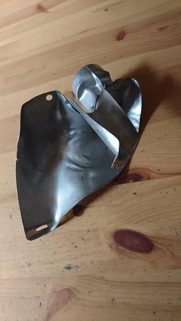 Kadett E Hutze Auspuffkrümmer Hitzeschutzblech neu original GM