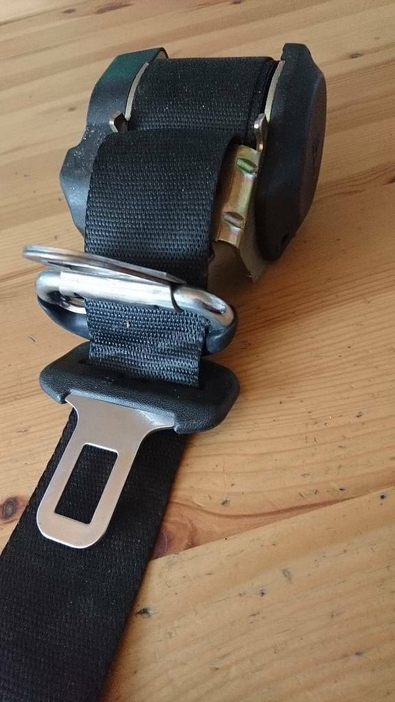 Opel Youngtimer Oldtimer Anschnallgurt neu original GM 90197883