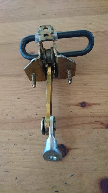 Chevrolet Baretta Türschanier vorne neu original GM