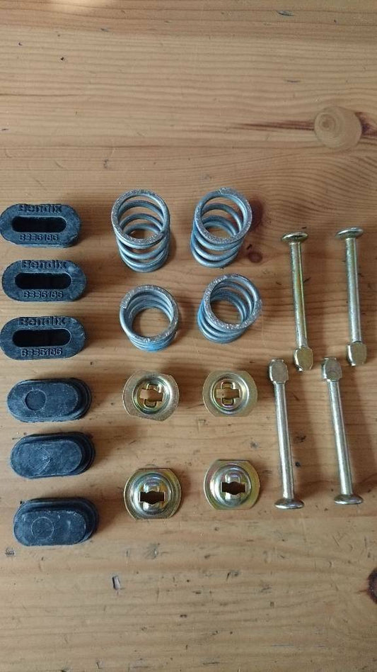 Opel Movano A Federsatz Bremsbacken original GM NEU