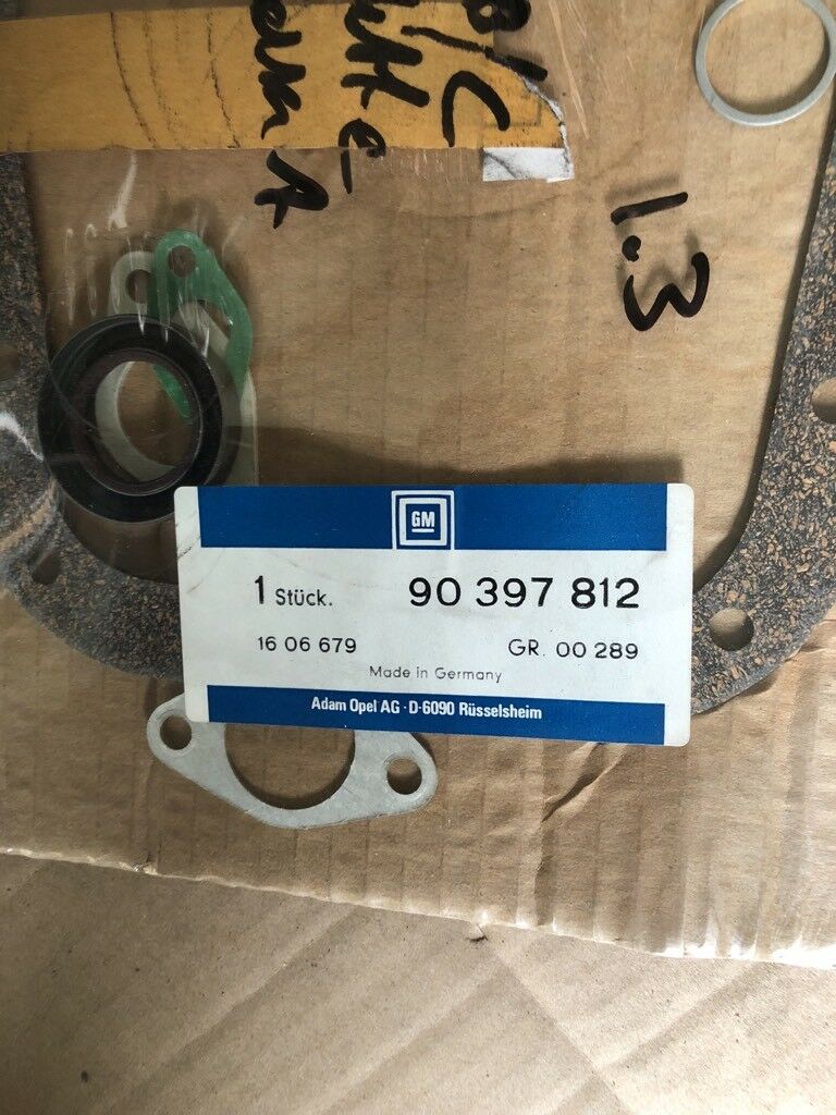 Opel Corsa A Kadett E Manta B Ascona B C Dichtungssatz neu original GM