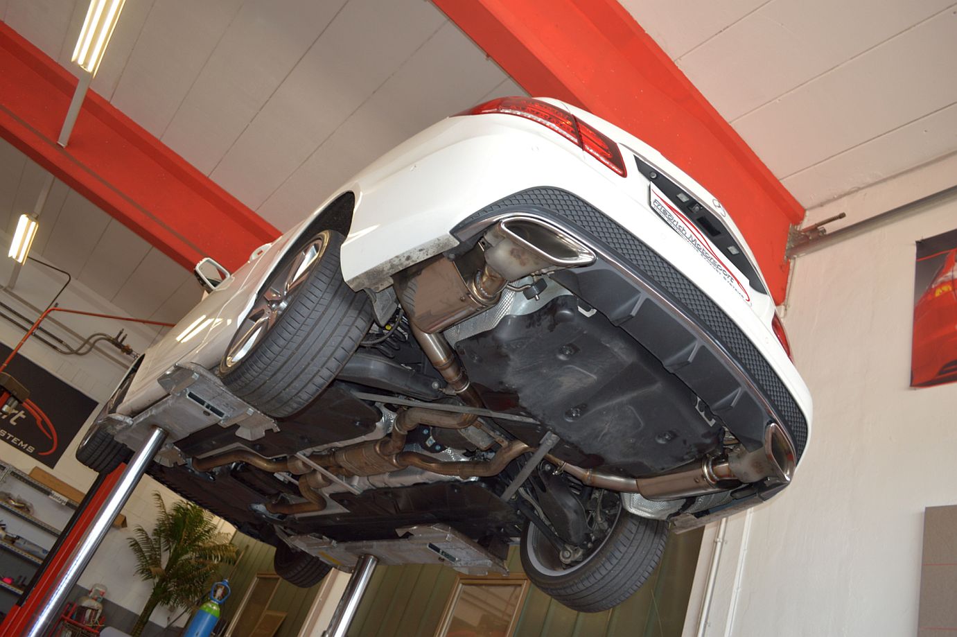 Friedrich Motorsport 2x76mm Duplex-Sportendschalldämpfer Mercedes A/C207 E-Klasse