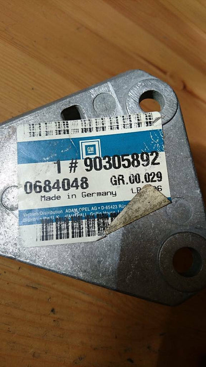 Astra F Vectra A Diesel Halter Motoraufhängung vorne rechts GM