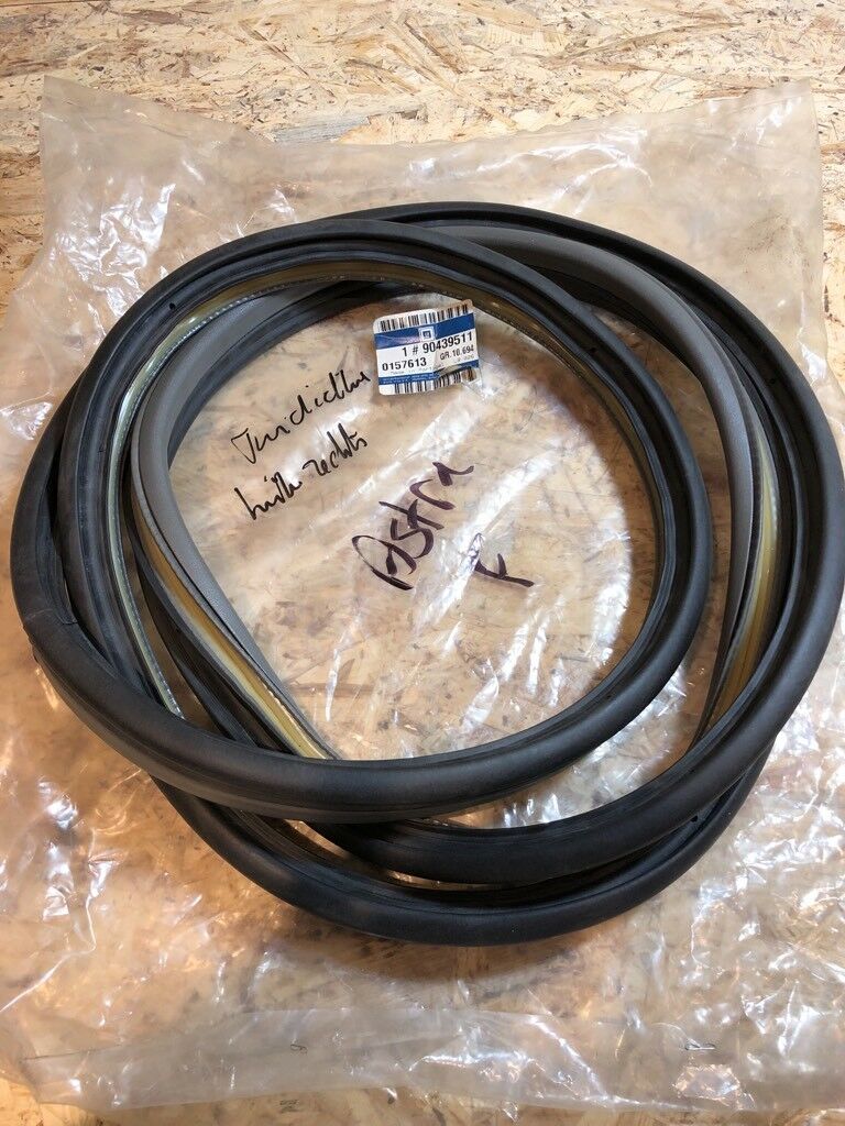 Original GM Opel Astra F Türdichtung hinten Rechts Neu