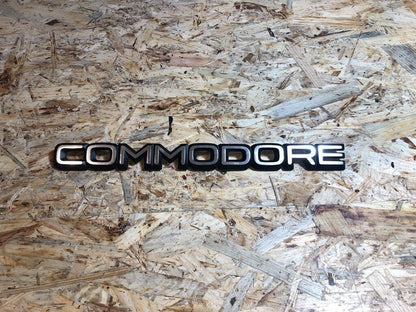 Original GM Opel COMMODORE Emblem Neu