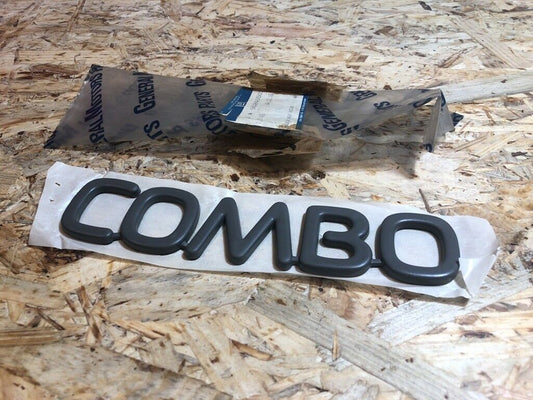 Original GM Opel Combo Emblem Schriftzug Neu