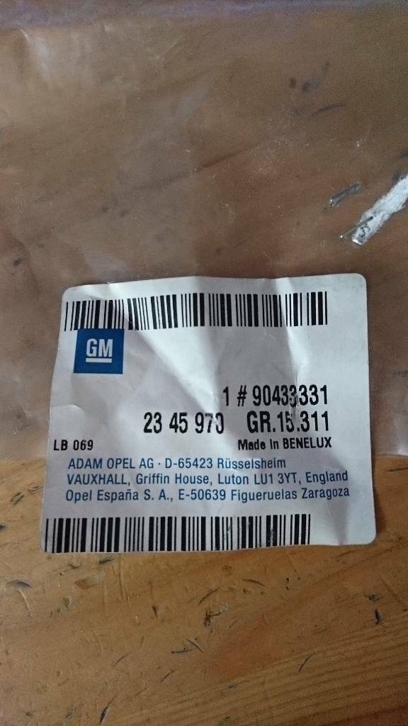 Vectra B Gummi Riemen Laderaum Abdeckung Hutablage neu GM