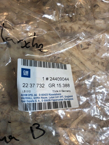 Opel Vectra B Türtasche hinten NEU Original GM