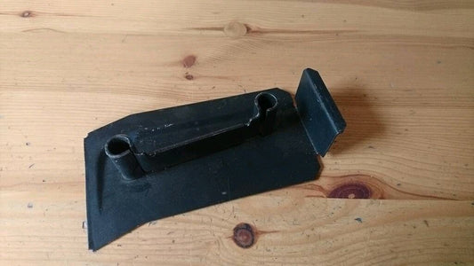 Kadett B Schließblech links Längsträger neu original GM