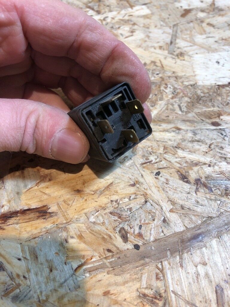 Bosch BMW VW Opel Hupe Relais NEU Original Bosch