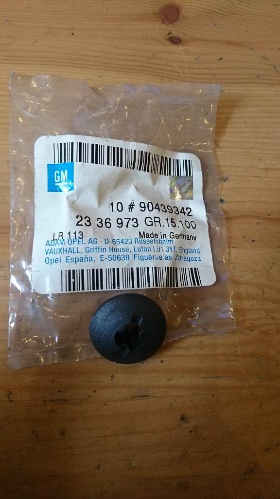Astra Corsa B Tigra A Vectra A B Clip Seitenwand Neu Original GM