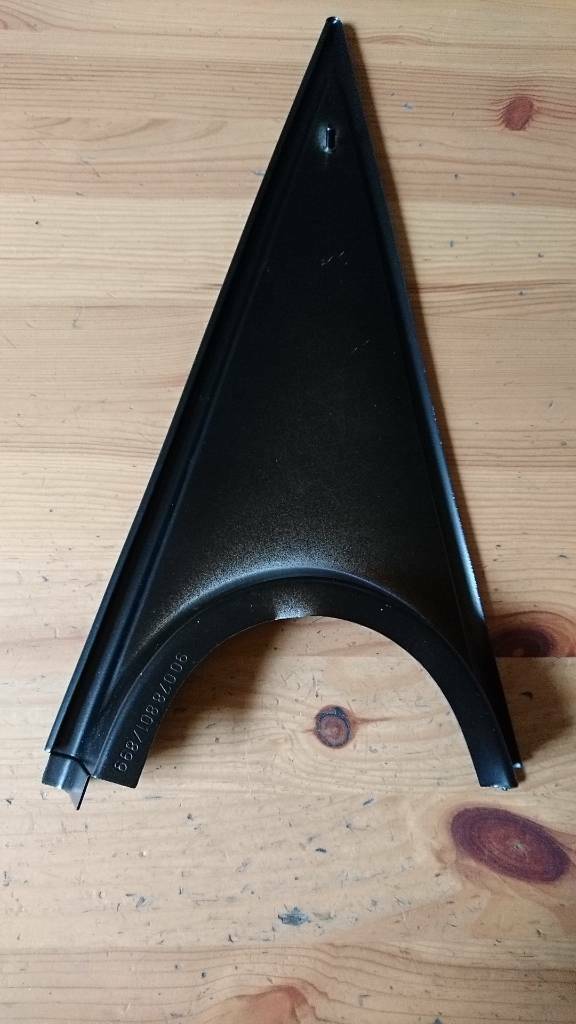 Manta B CC Einsatz Heckscheibe neu original GM