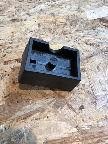 Opel Signum Vectra C Wagenheber Aufnahme NEU Original GM