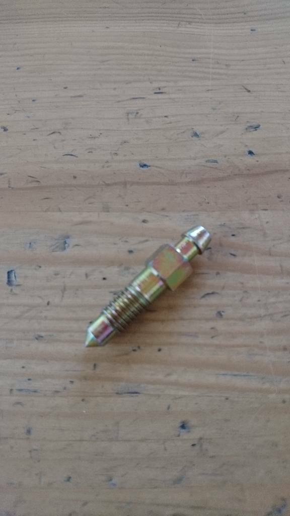 Omega A B Senator B Entlüftungsventil Bremssattel Neu GM