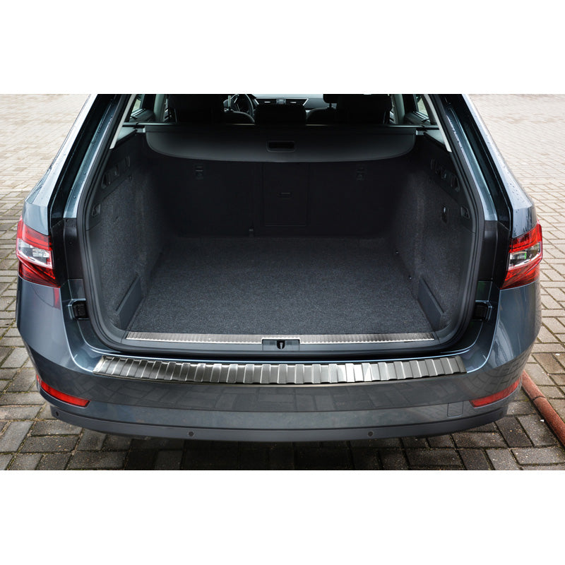 Edelstahl Heckstoßstangenschutz passend für Skoda Superb Combi III 2015-2019 & 2019- Inkl. Scout 2019- 'Ribs'