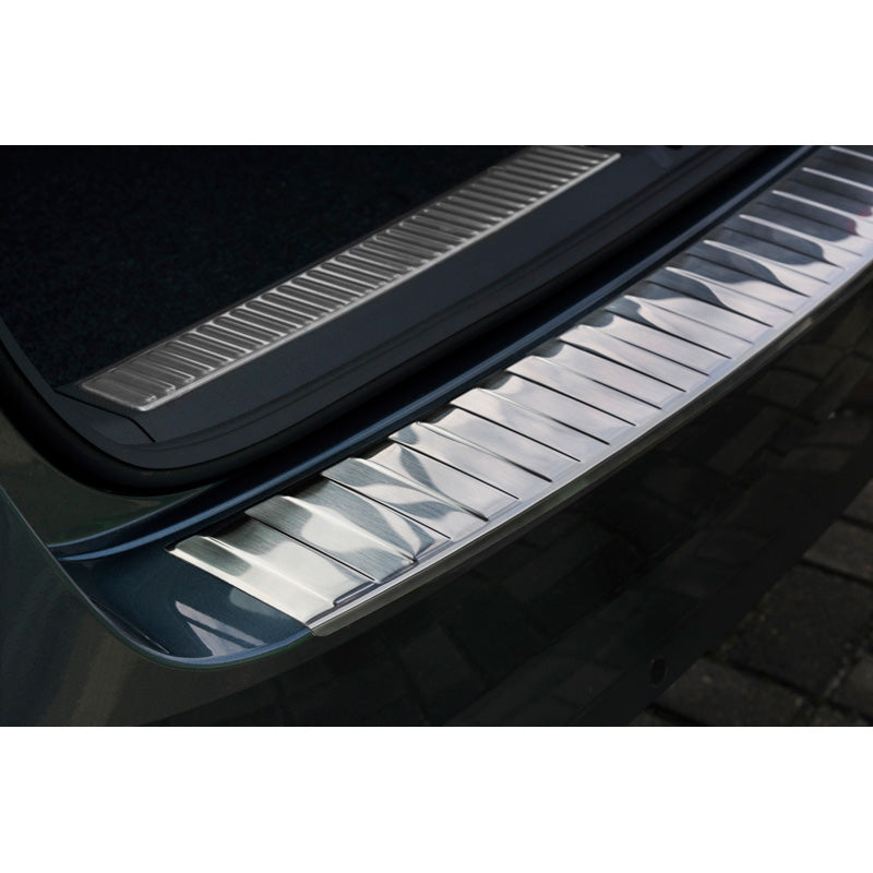 Edelstahl Heckstoßstangenschutz passend für Skoda Superb Combi III 2015-2019 & 2019- Inkl. Scout 2019- 'Ribs'