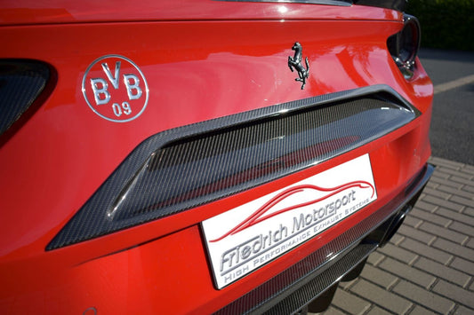 Friedrich Motorsport Luftauslass Heck Mitte in Sichtcarbon Ferrari 488 GTB