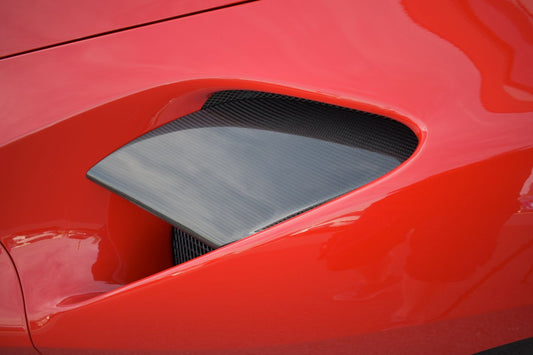 Friedrich Motorsport Luftführungscover Seitenteil (Satz) in Sichtcarbon Ferrari 488 GTB