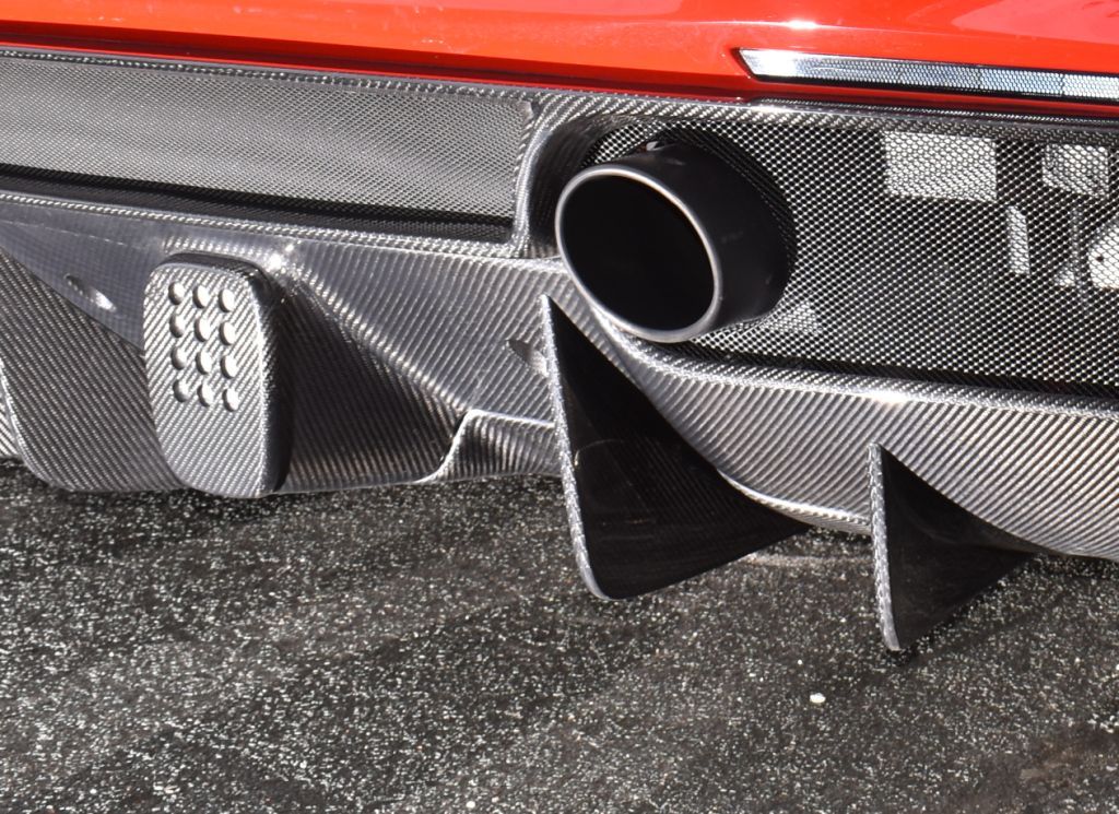 Friedrich Motorsport Heckdiffusor Luftöffnung (3 Stück) in Sichtcarbon Ferrari 488 GTB