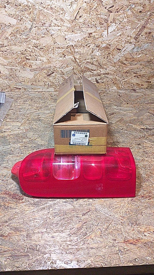 Movano A Bj 99-10 Rücklicht links original GM Opel NEU