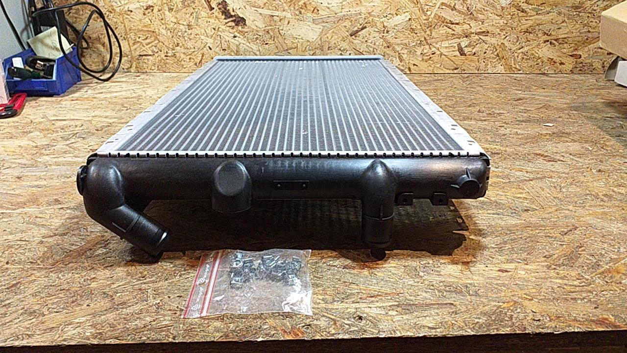 Movano A Renault Master Wasserkühler original GM NEU