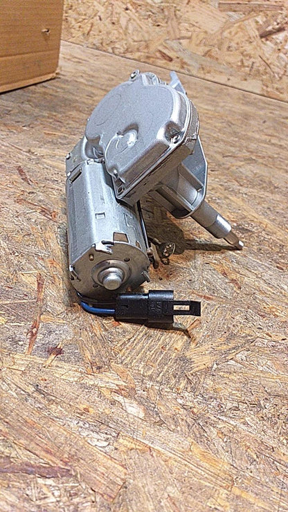 Astra F Caravan Wischermotor hinten original GM Opel NEU