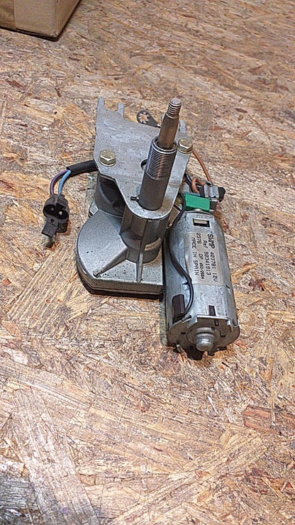 Vectra A Schrägheck Wischermotor hinten original GM Opel NEU