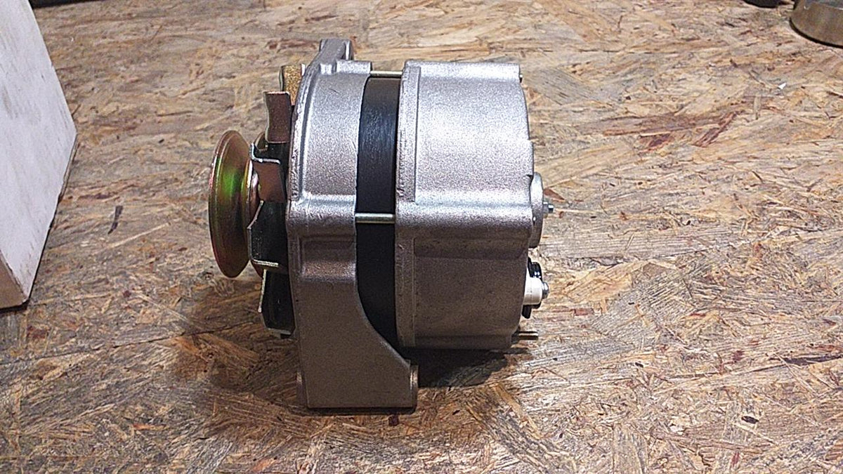 Astra F 1.7D Lichtmaschine original Opel NEU